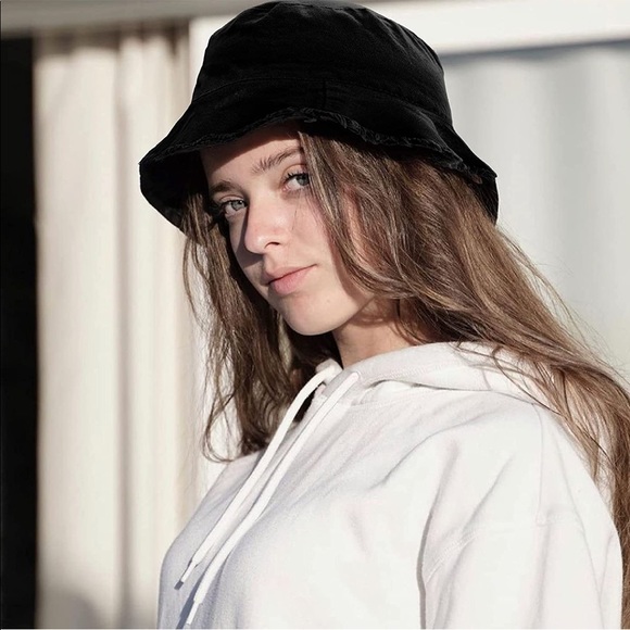 NWOT Black and White Bucket Hats (2 pack) - Picture 3 of 3